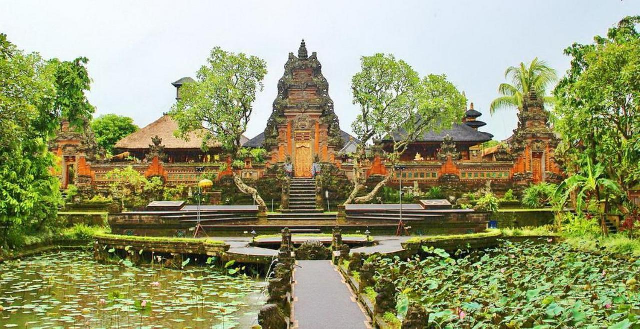 Ubud River Campuhan Villa מראה חיצוני תמונה